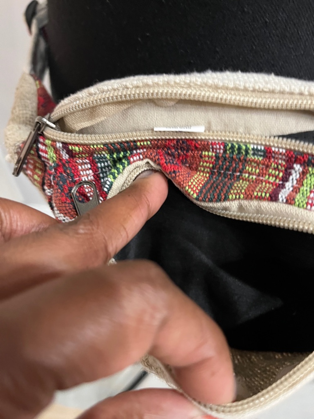 Beautiful Neutral Woven Belt Bag with Red Accent Stripe Fanny Pack Bohemian Chic - Picture 9 of 10